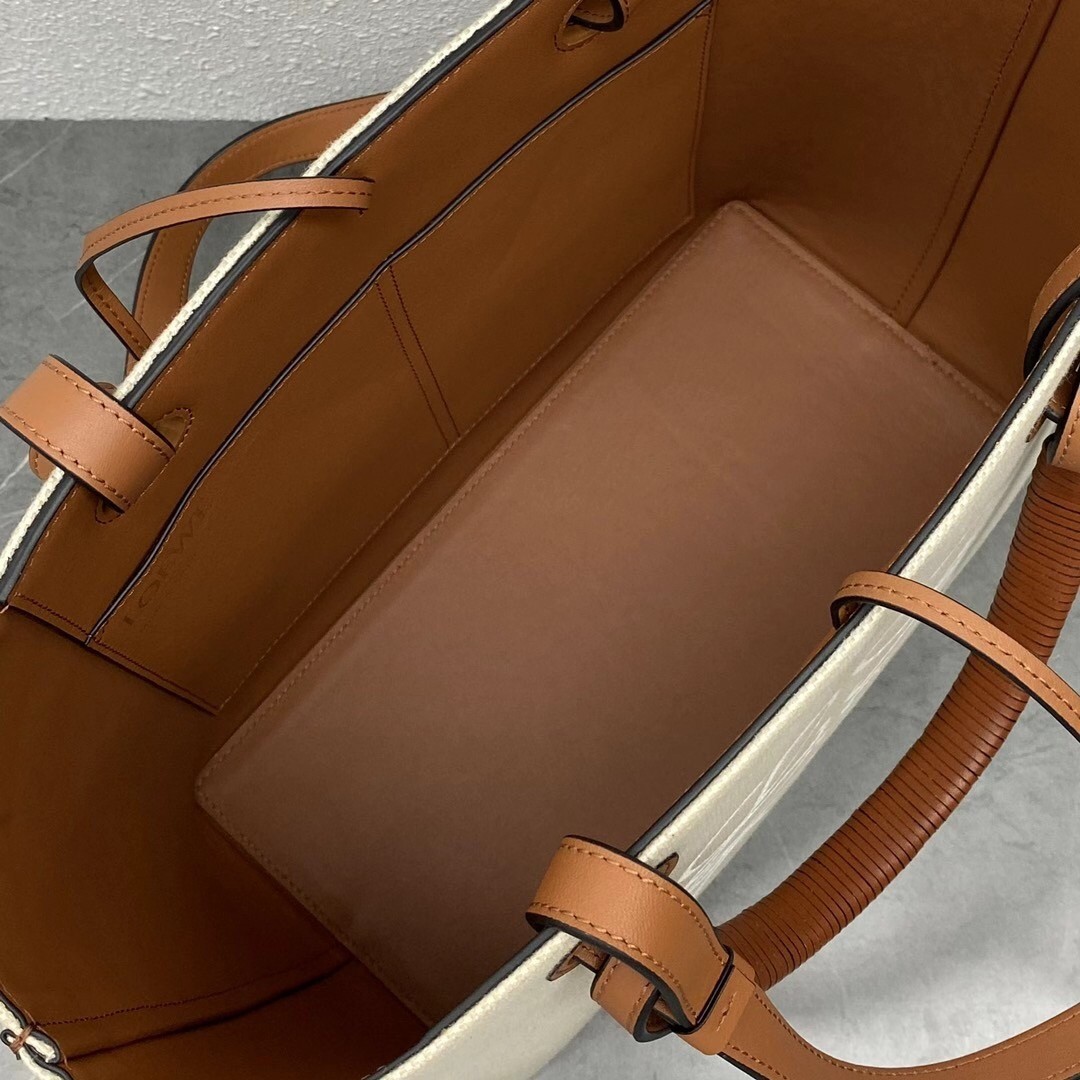 L0ew* anagram small tote in jacquard and calfskin