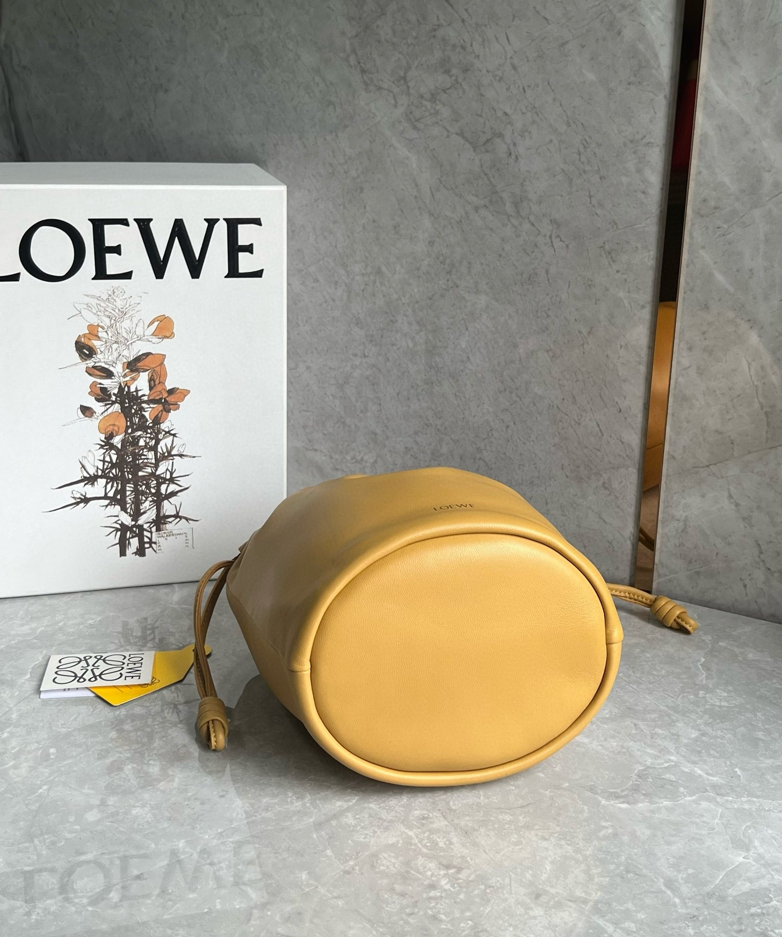 L0ew* flamenco purse bucket bag in sahara nappa lambskin