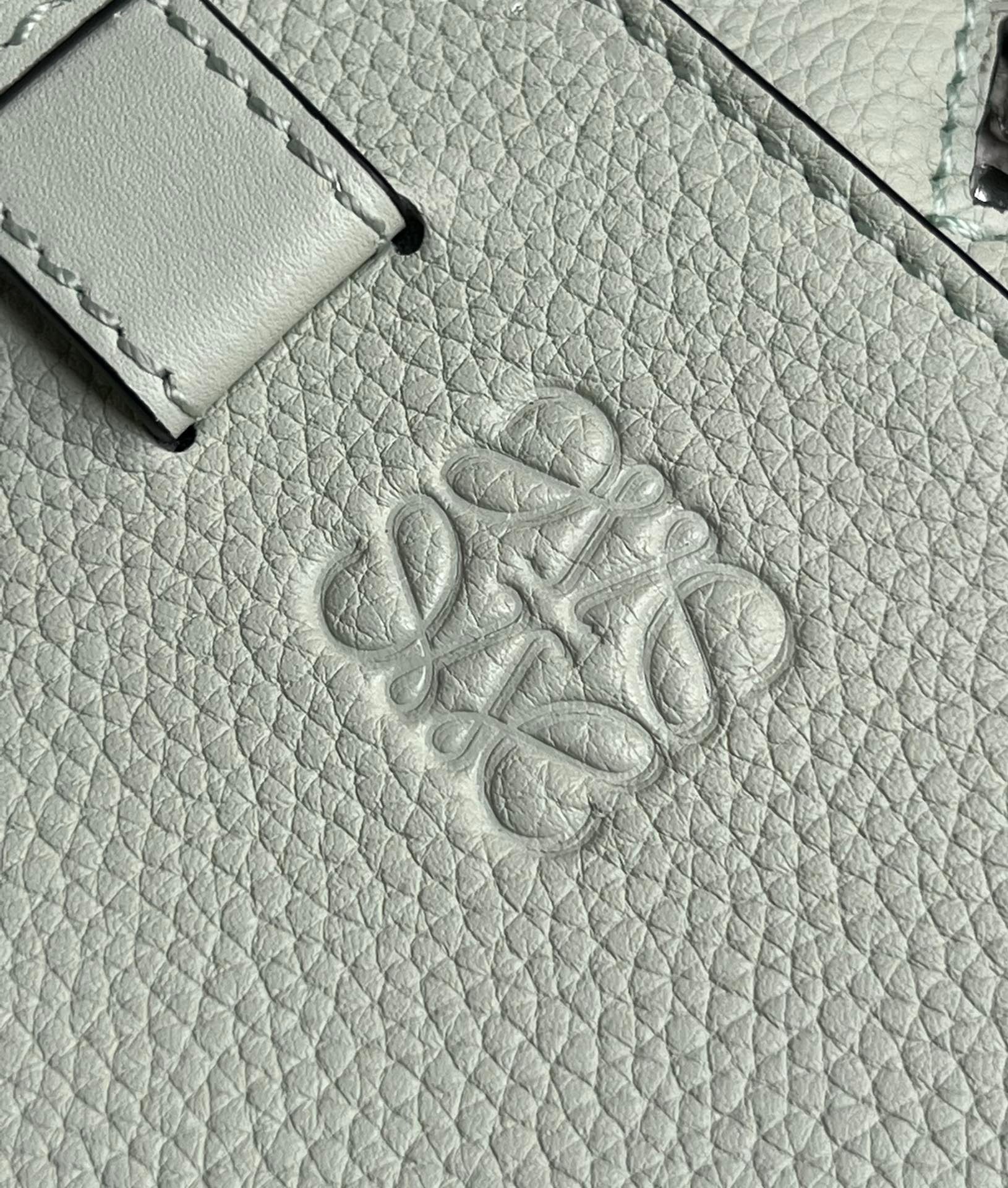 L0ew* compact hammock bag in light celadon grained calfskin