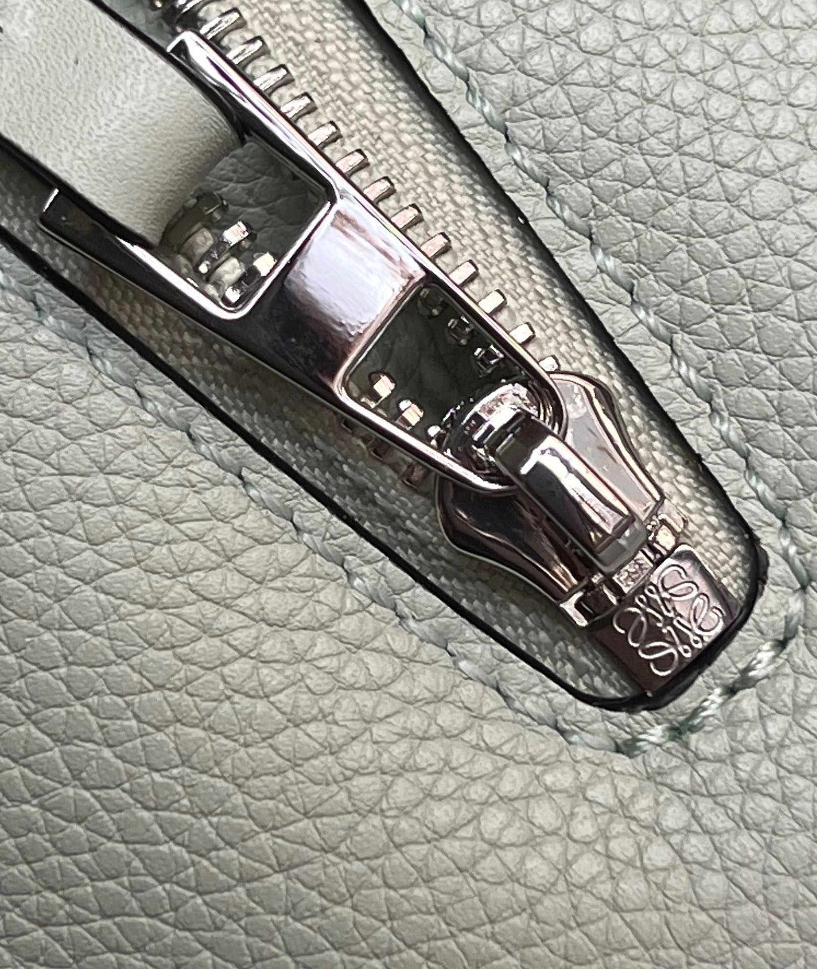 L0ew* compact hammock bag in light celadon grained calfskin
