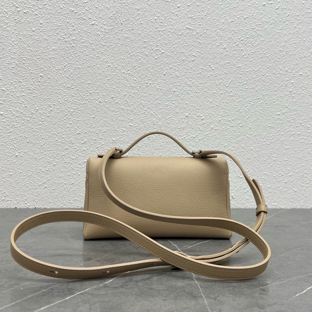 L**o p*ana extra pocket pouch l19 in beige grained leather