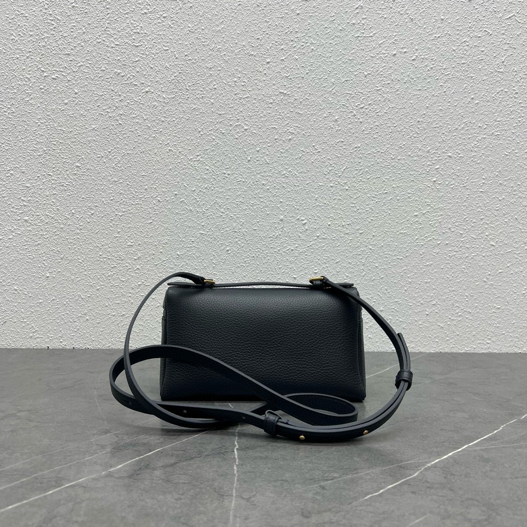 L**o p*ana extra pocket pouch l19 in navy blue grained leather