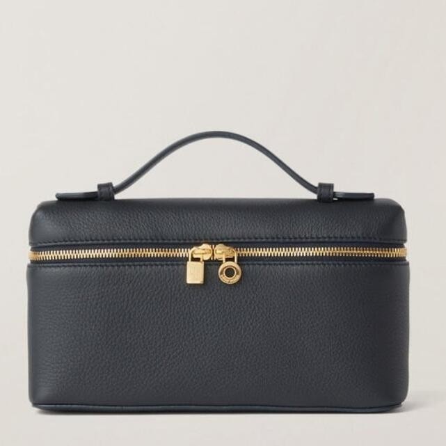 L**o p*ana extra pocket pouch l19 in navy blue grained leather