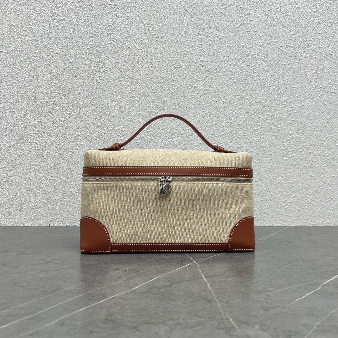L**o p*ana extra pocket pouch l19 in linen