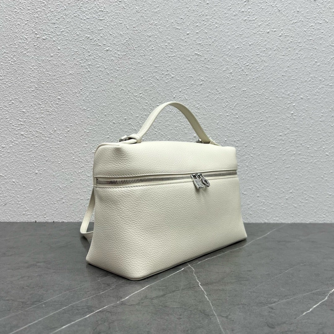 L**o p*ana extra pocket pouch l27 in white grained leather