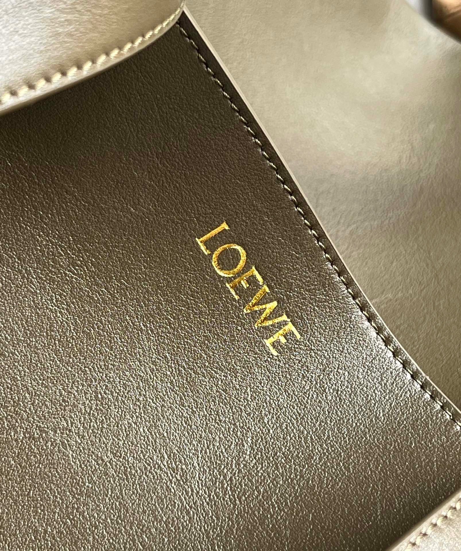 L0ew* large puzzle fold tote bag in dark green calfskin
