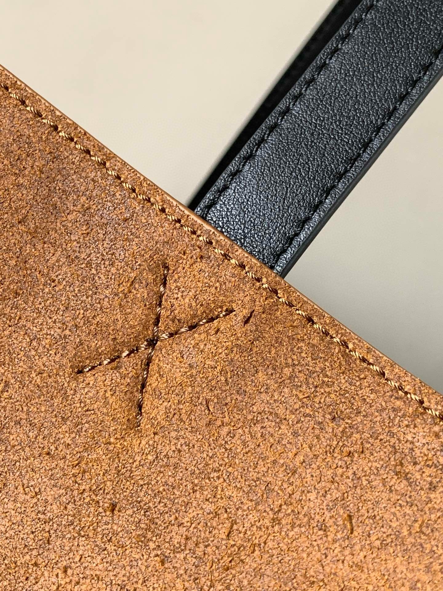 L0ew* xl puzzle fold tote bag in brown suede calfskin