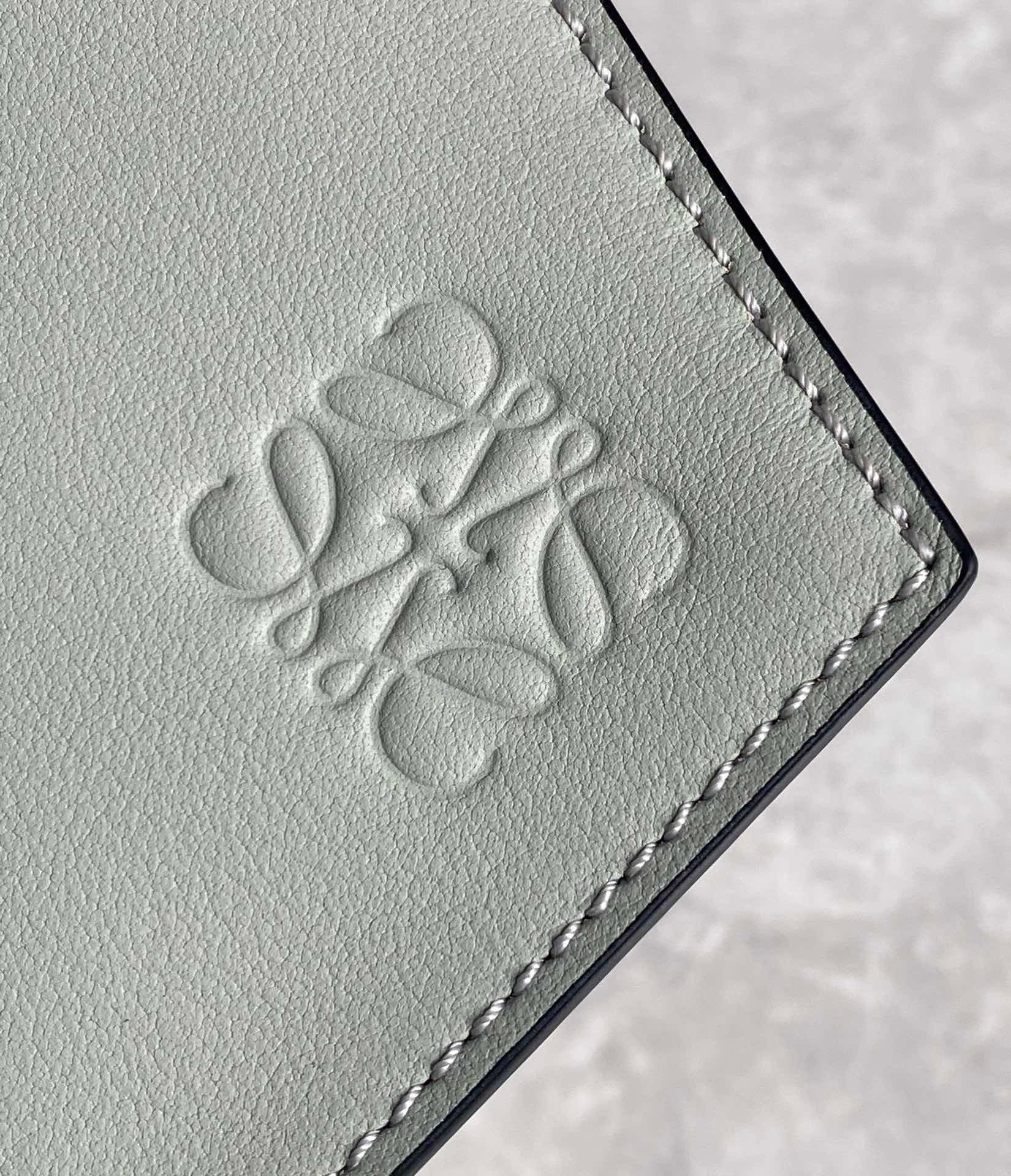 L0ew* puzzle hobo bag in light celadon nappa calfskin