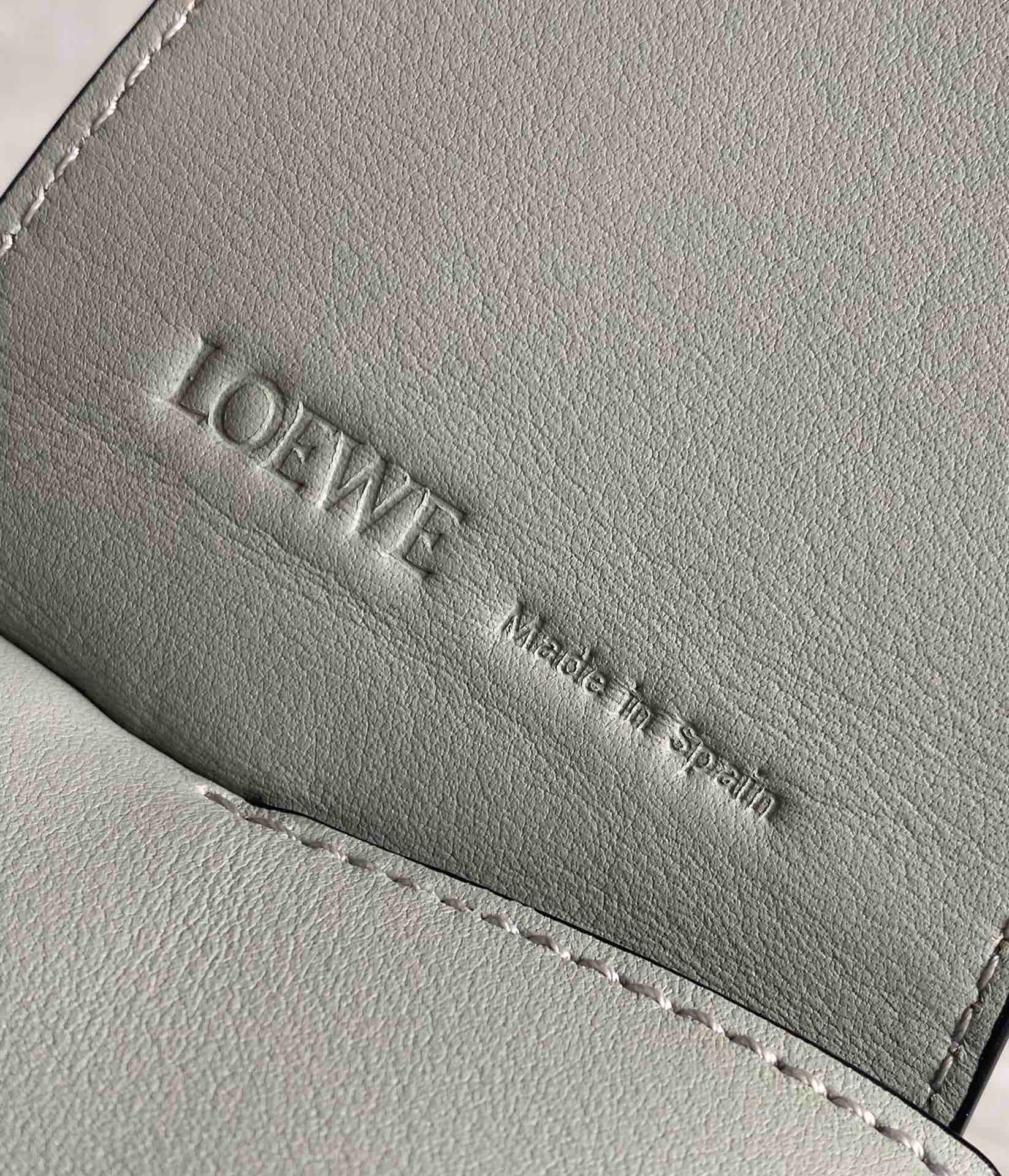 L0ew* puzzle hobo bag in light celadon nappa calfskin