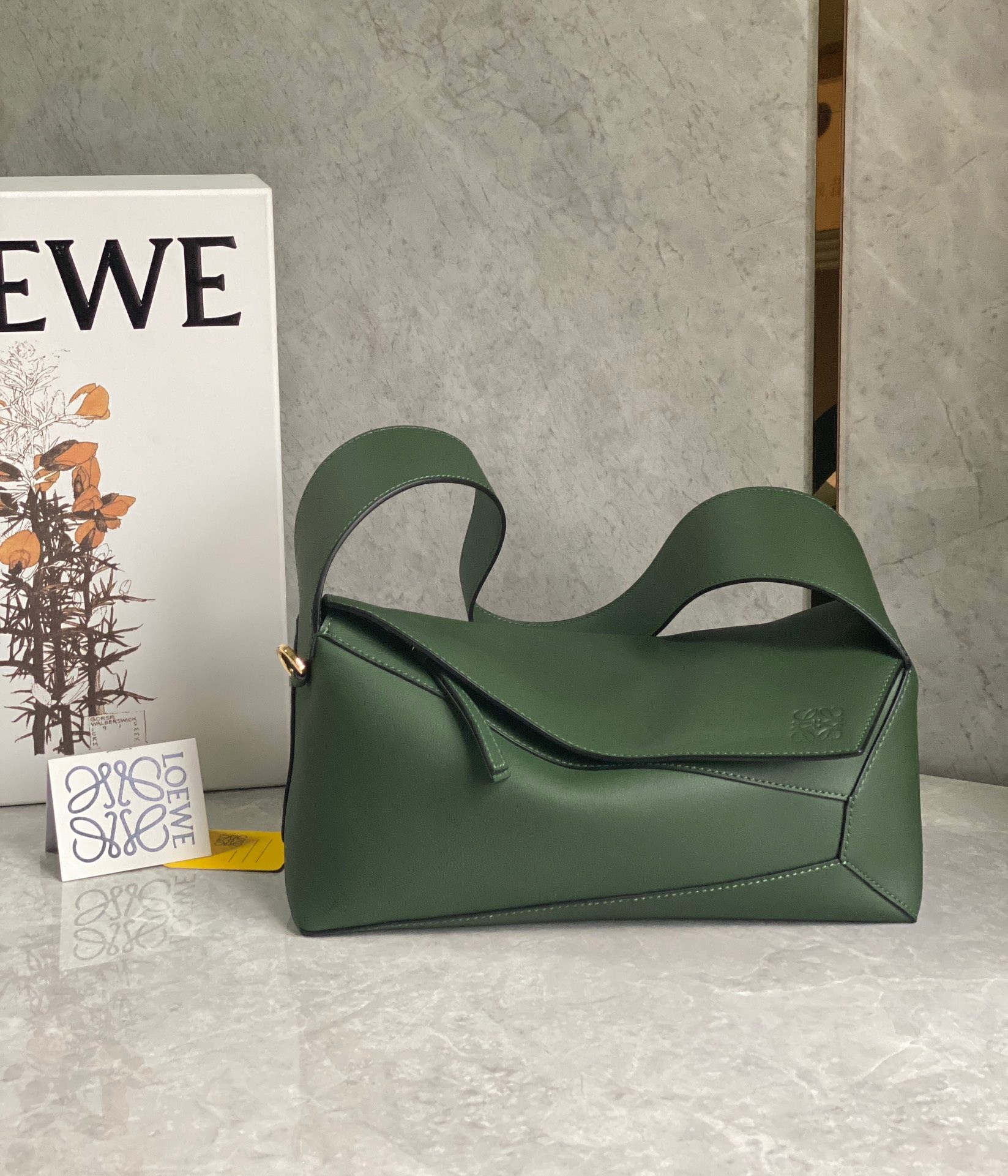 L0ew* puzzle hobo bag in vintage khaki nappa calfskin
