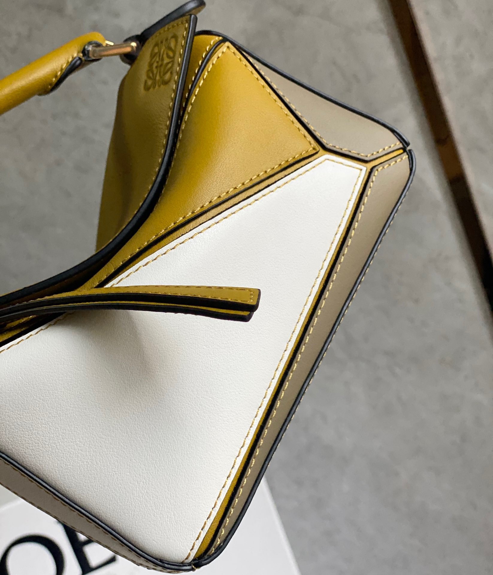 L0ew* puzzle mini bag in ochre/white/taupe calfskin