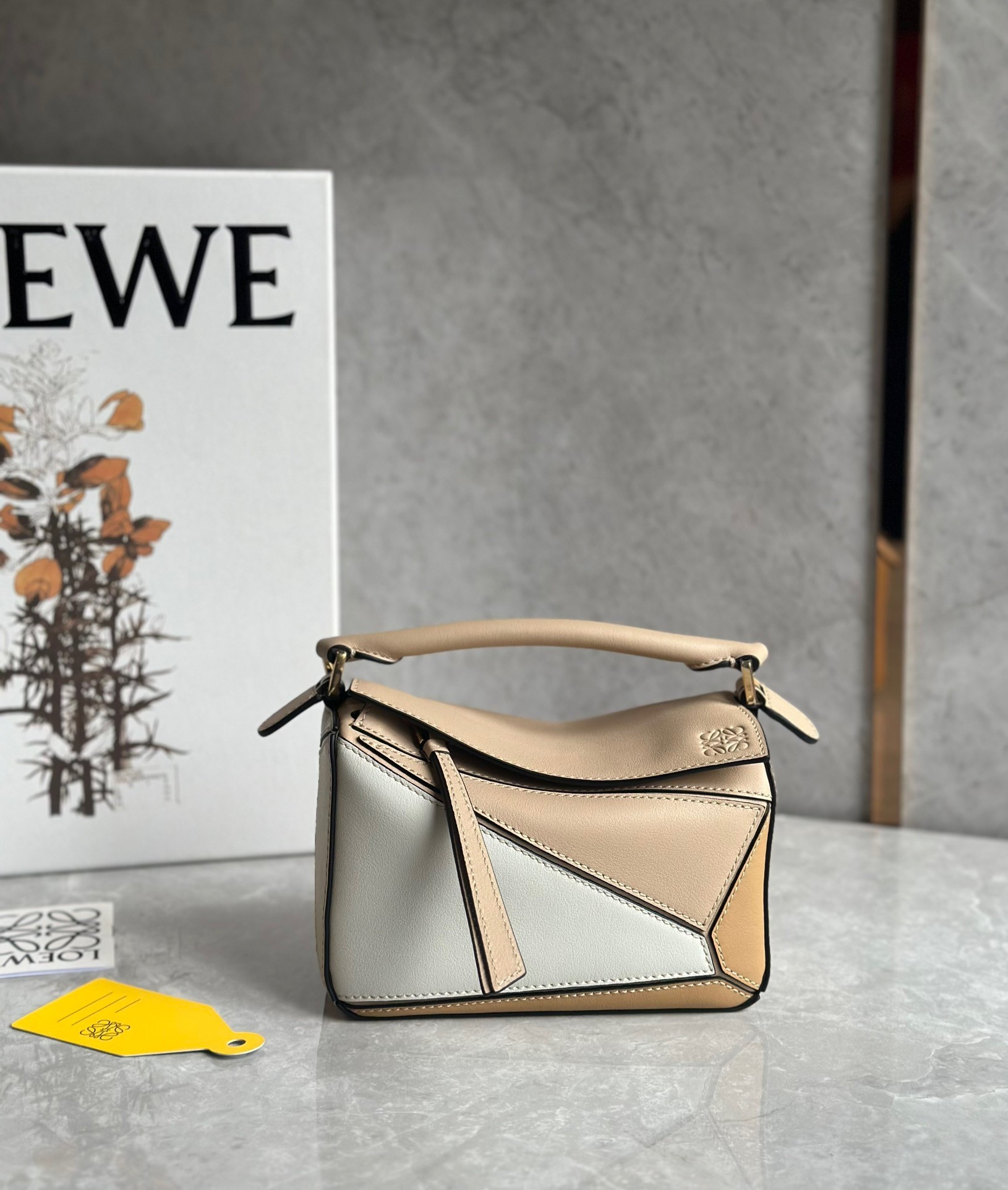 L0ew* puzzle mini bag in white/warm desert calfskin