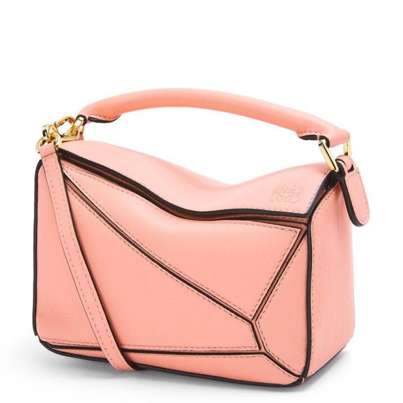 L0ew* puzzle small bag in blossom calfskin leather