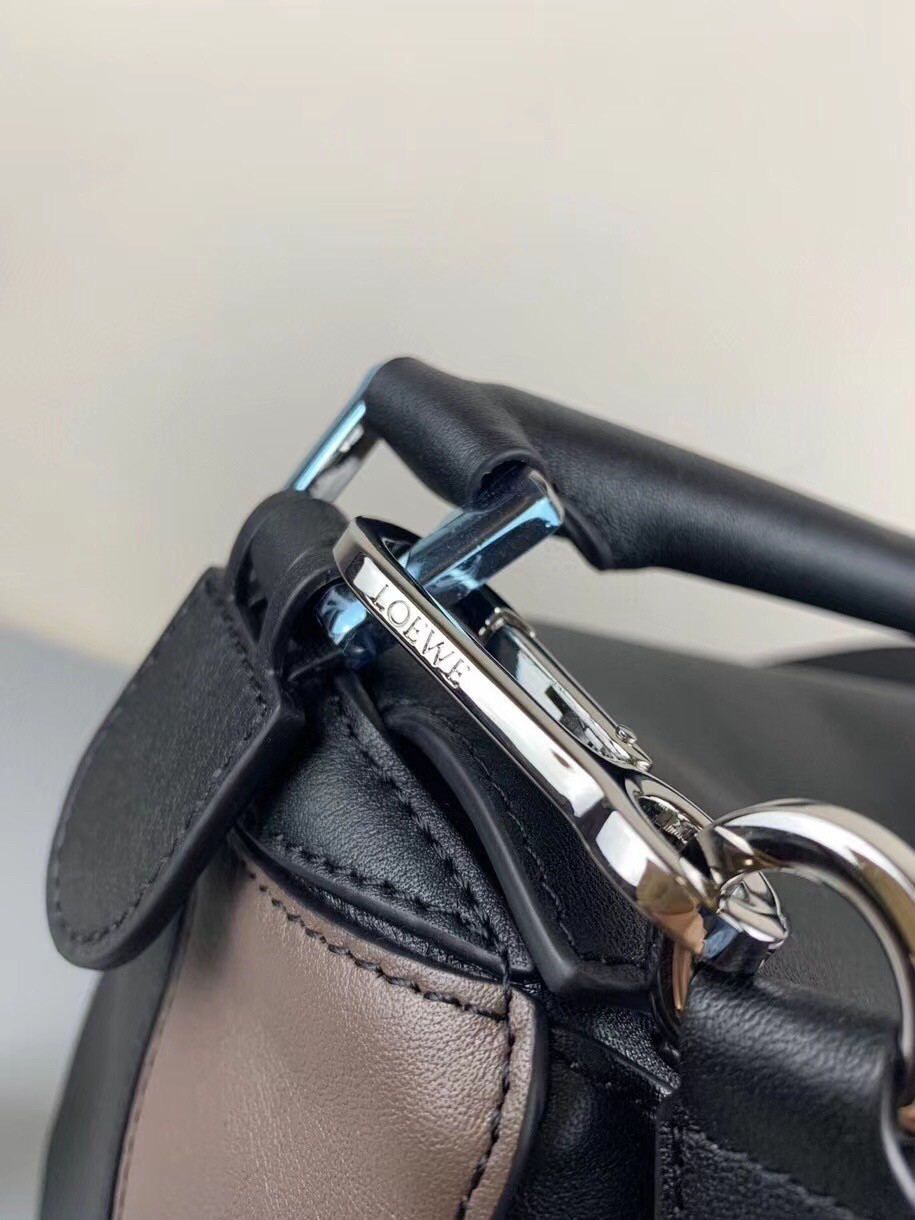 L0ew* small puzzle bag in black/taupe/white calfskin