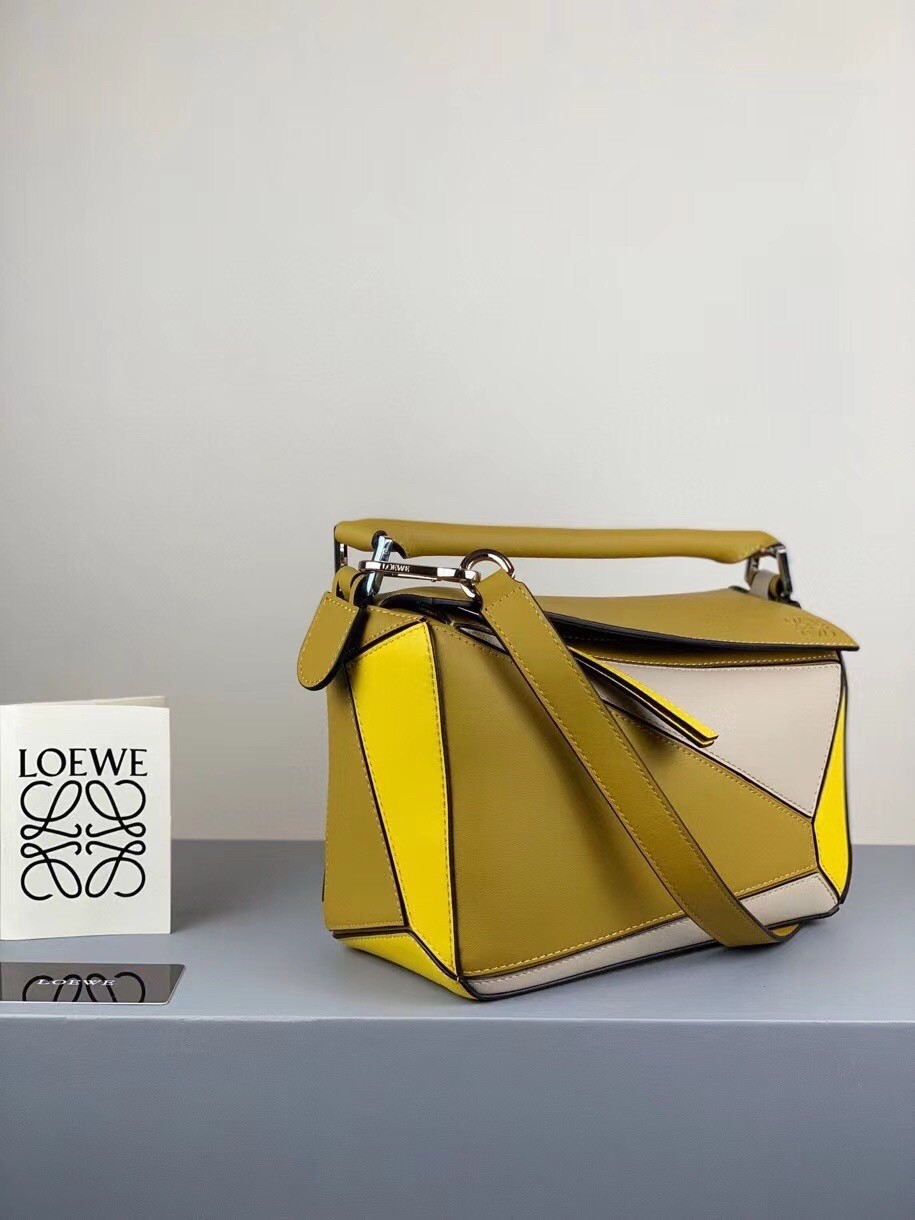 L0ew* small puzzle bag in ochre/yellow/beige calfskin