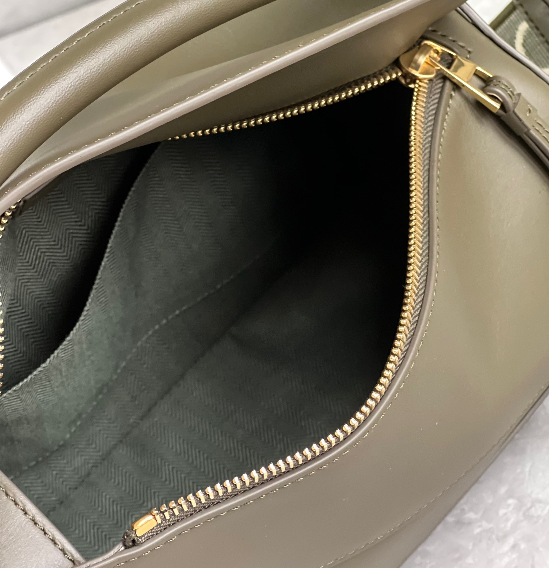 L0ew* puzzle edge small bag in khaki green satin calfskin
