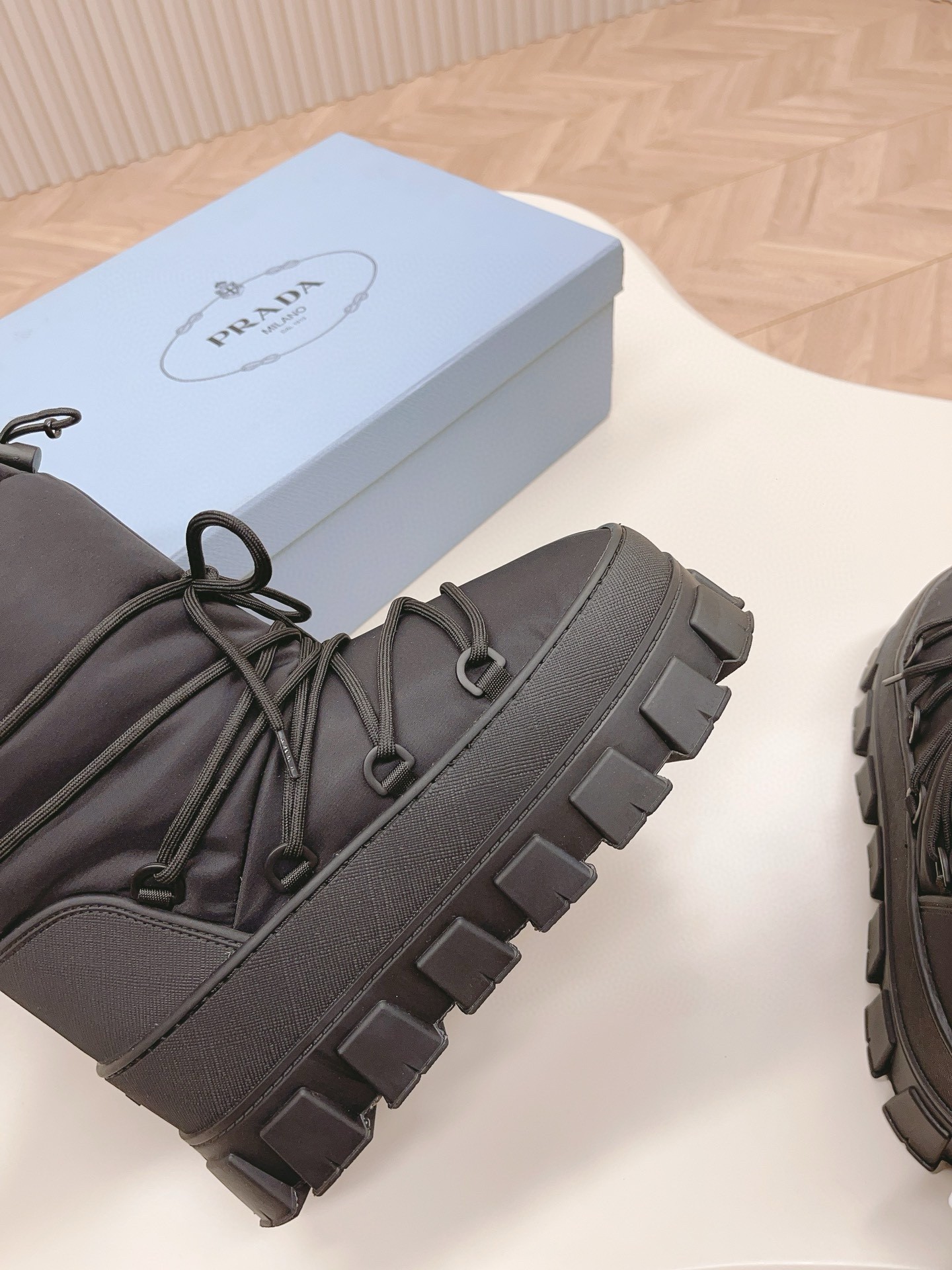 Pra*a gabardine après-ski boots in black nylon