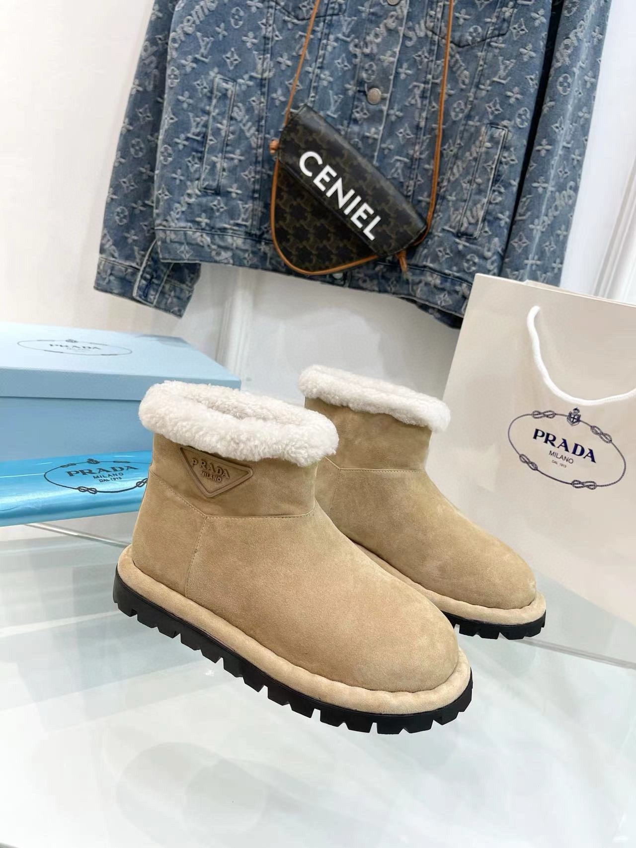 Pra*a booties with shearling