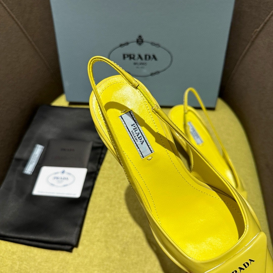 Pra*a slingback pumps in yellow padded leather