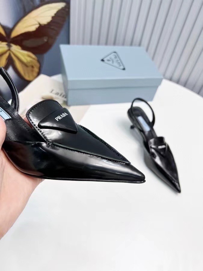 Pra*a slingback pumps 55mm in black brushed leather