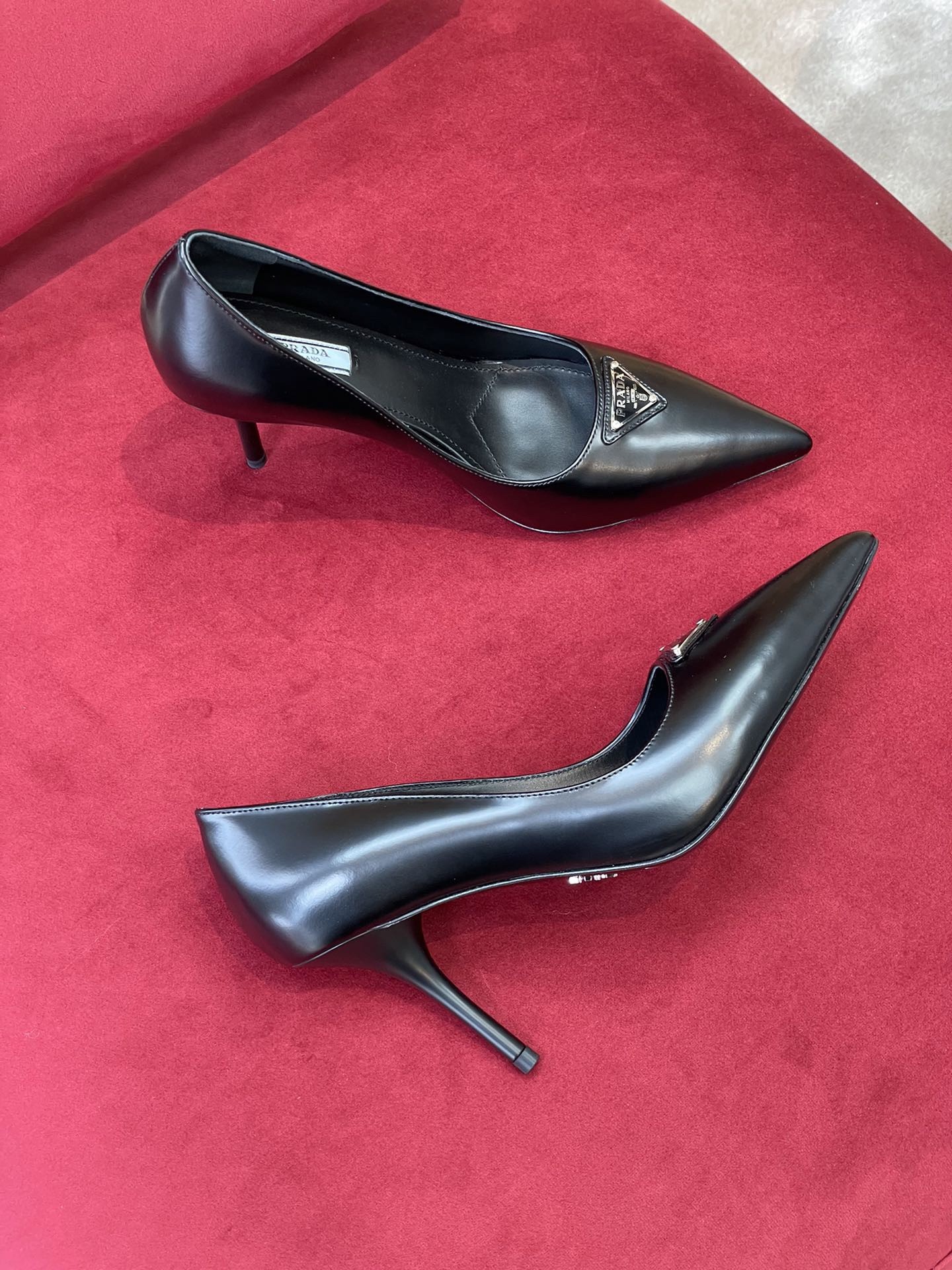 Pra*a pumps 85mm in black brushed leather
