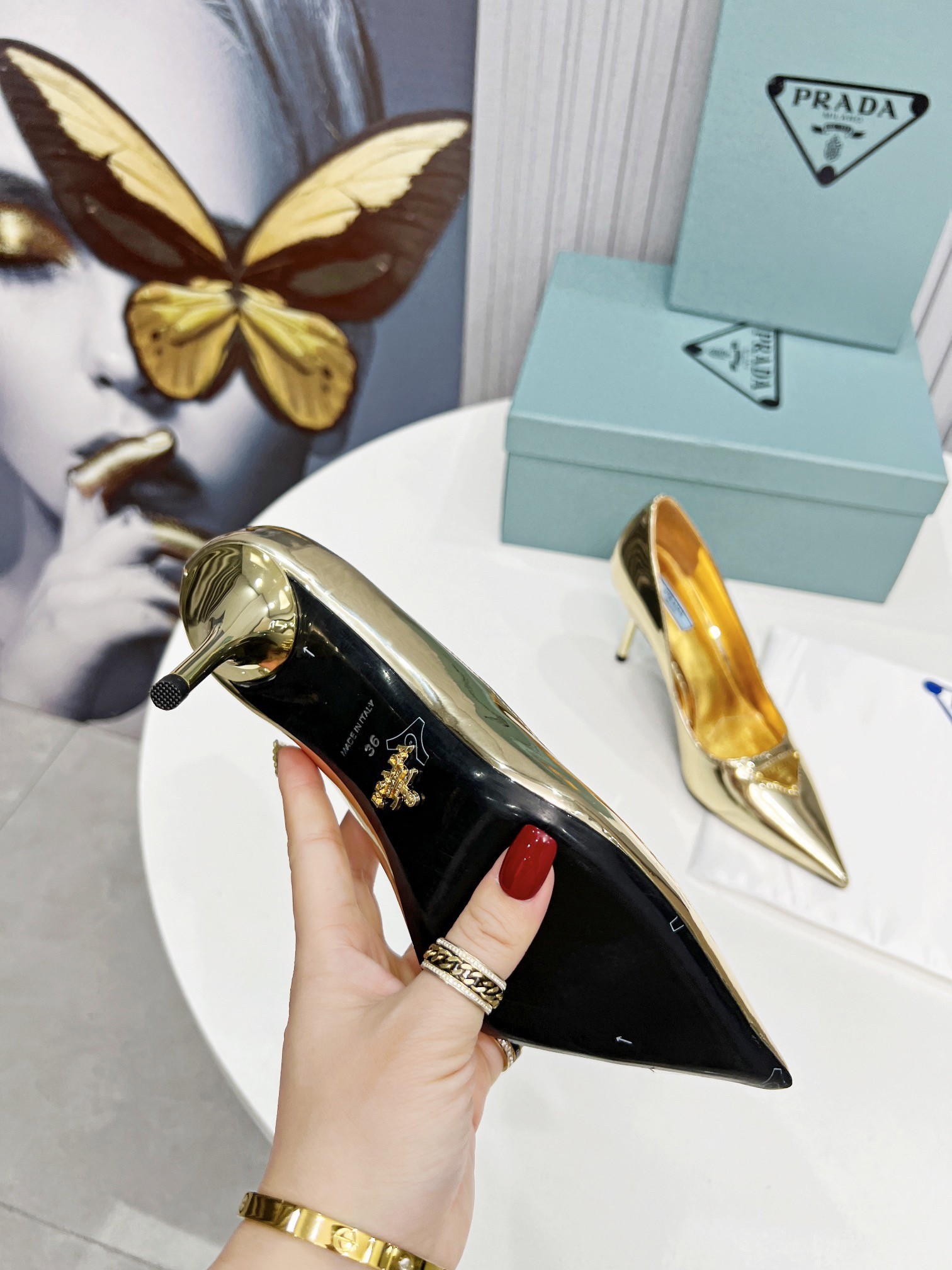 Pra*a pumps 85mm in gold metallic leather