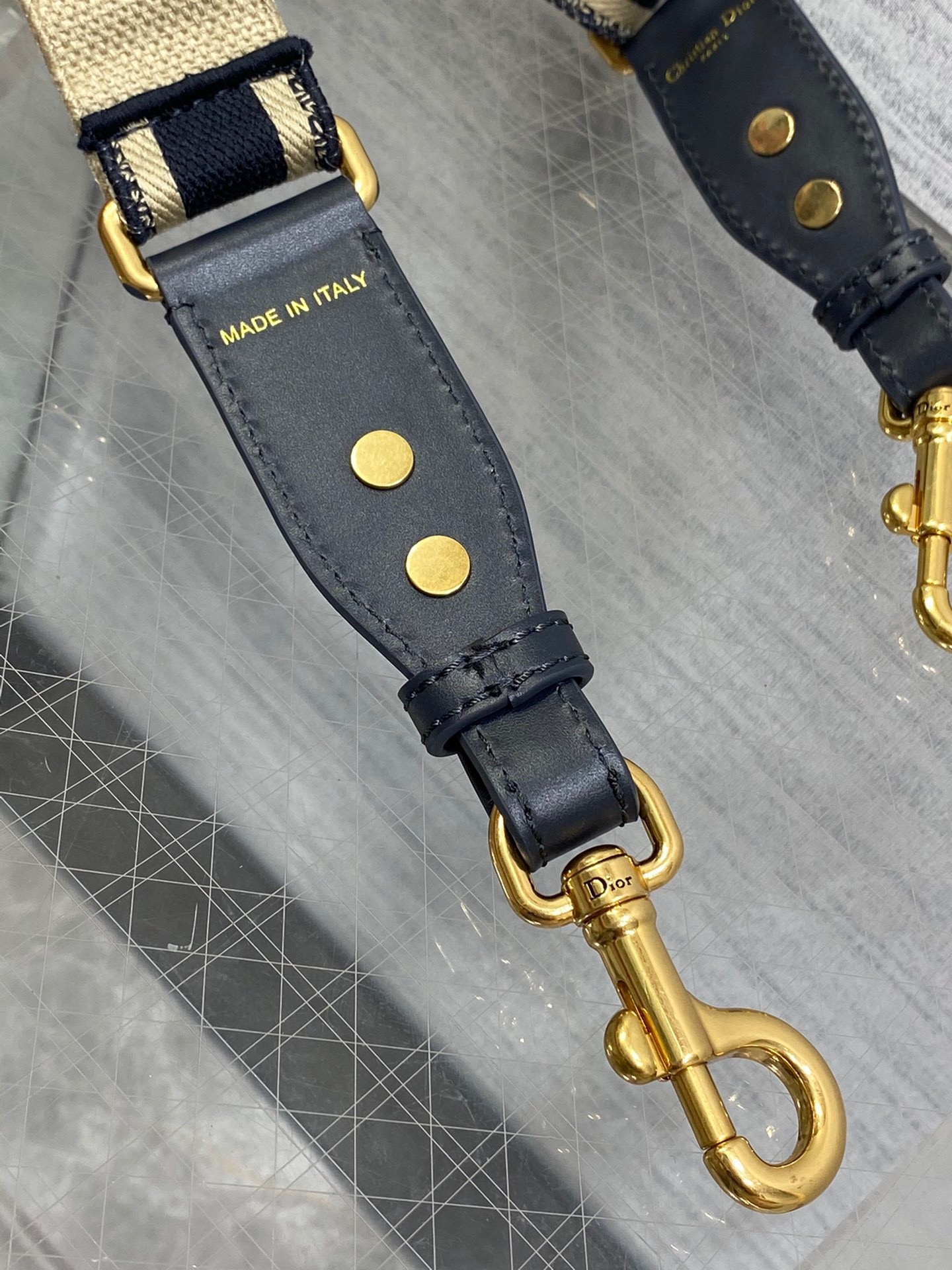 D*or adjustable shoulder strap with ring in blue embroidery canvas