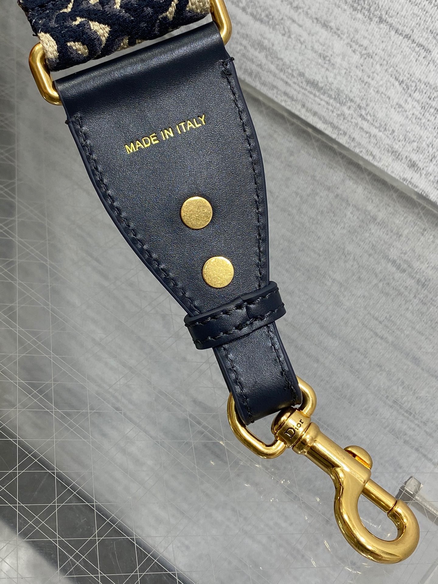 D*or shoulder strap with ring in blue oblique embroidery with medallions