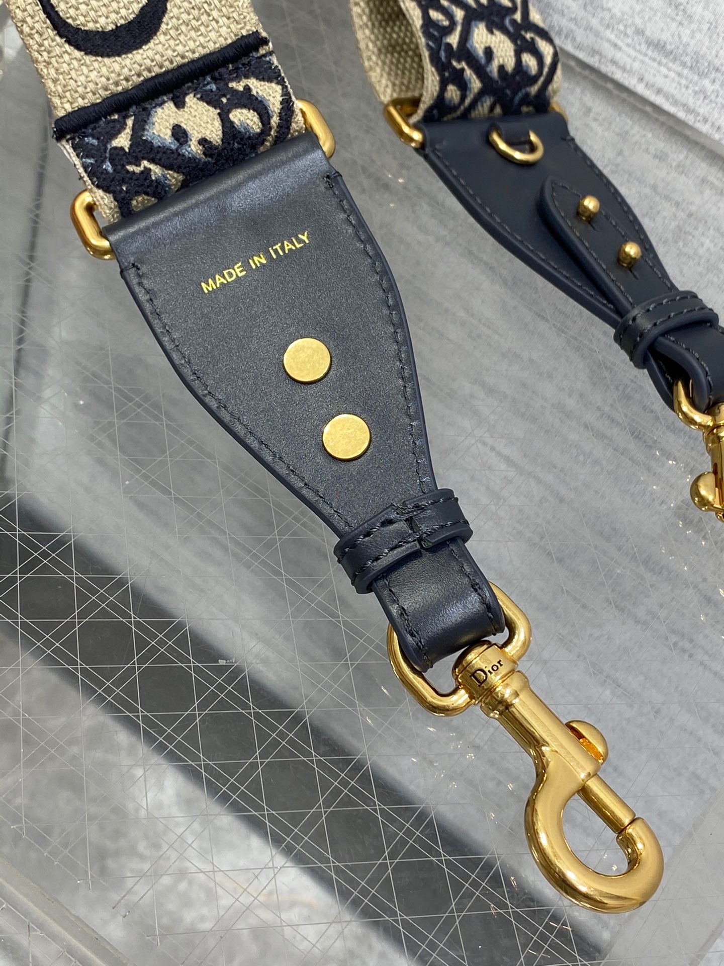 D*or adjustable shoulder strap with ring in blue oblique embroidery