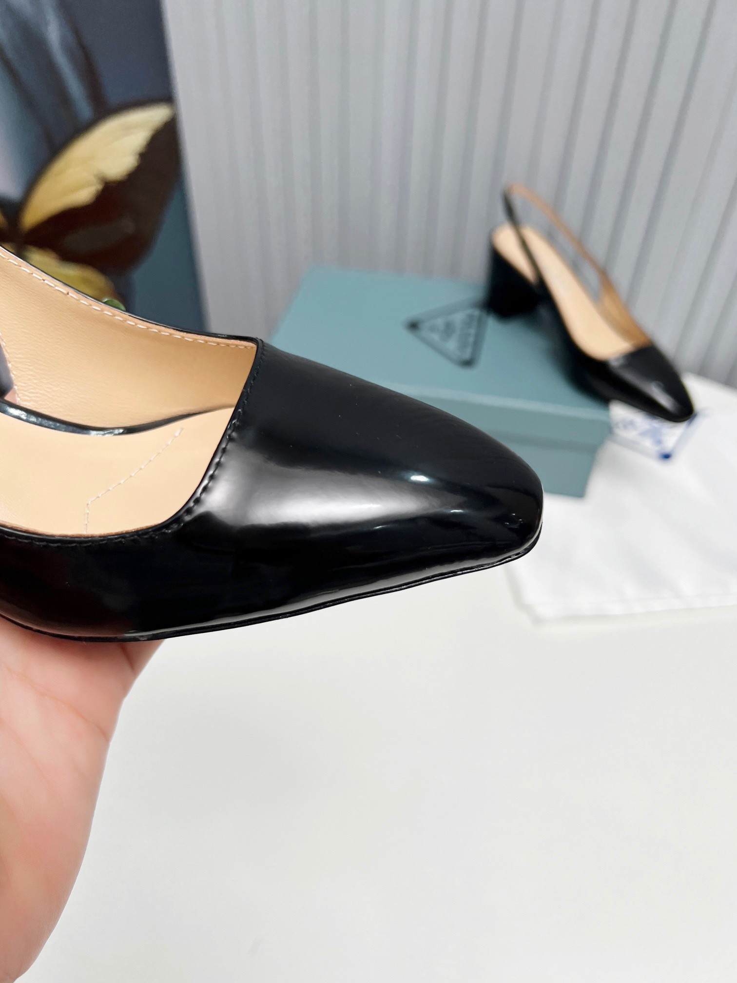 Pra*a slingbacks pumps 65mm in black patent leather