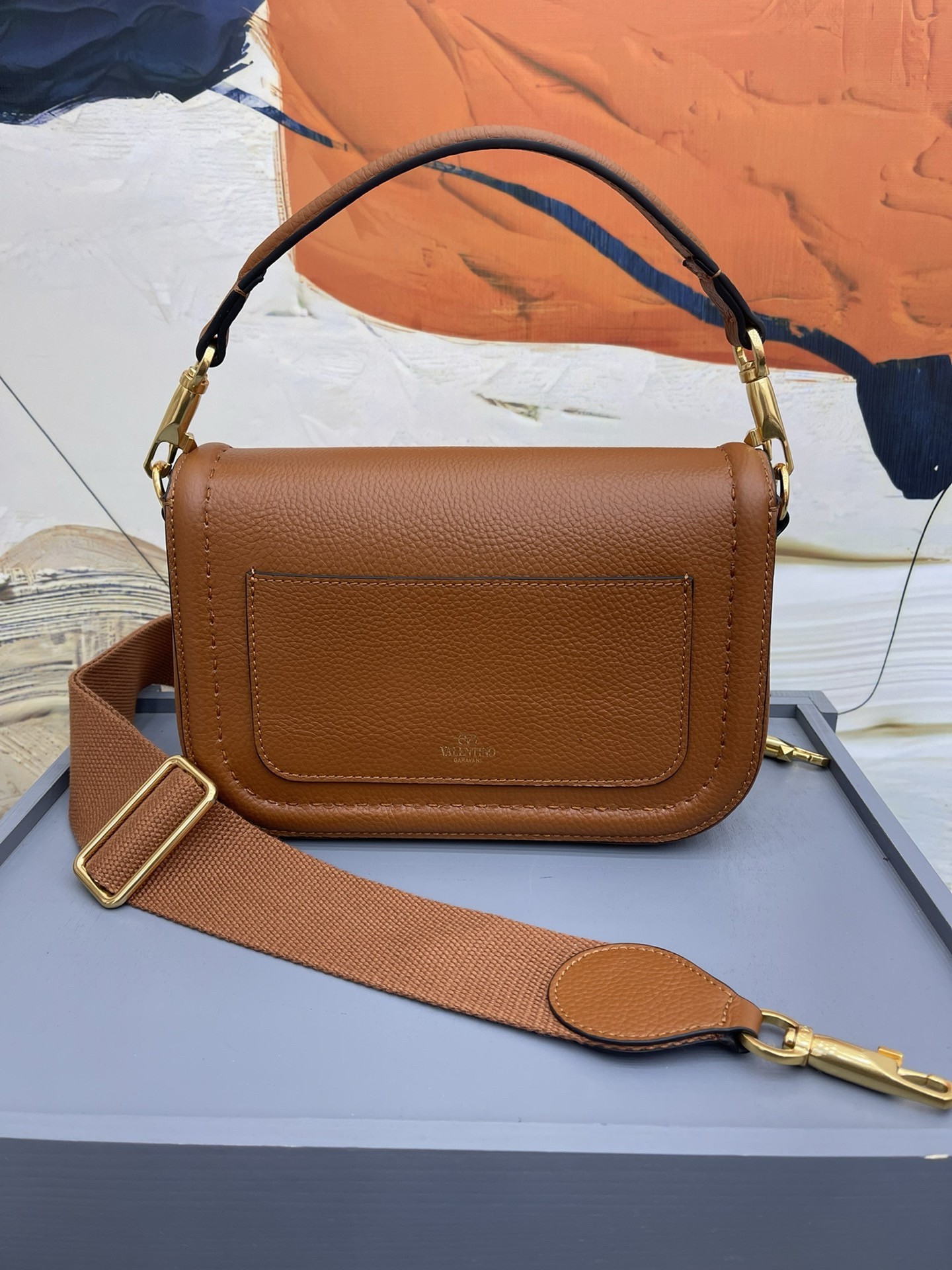 Va1e*ntin0 alltime shoulder bag in brown grained leather