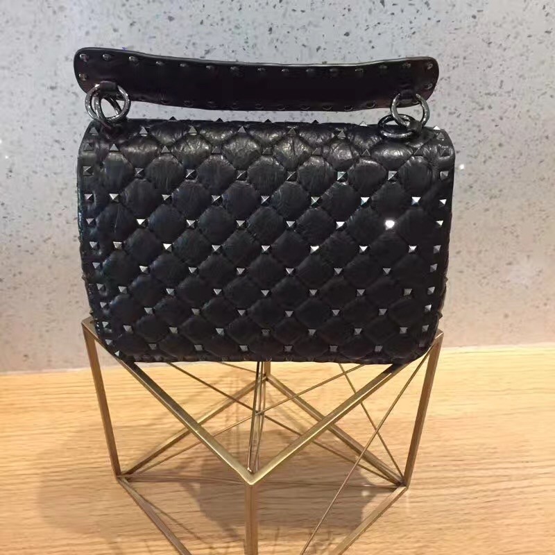 Va1e*ntin0 medium rockstud spike chain black bag