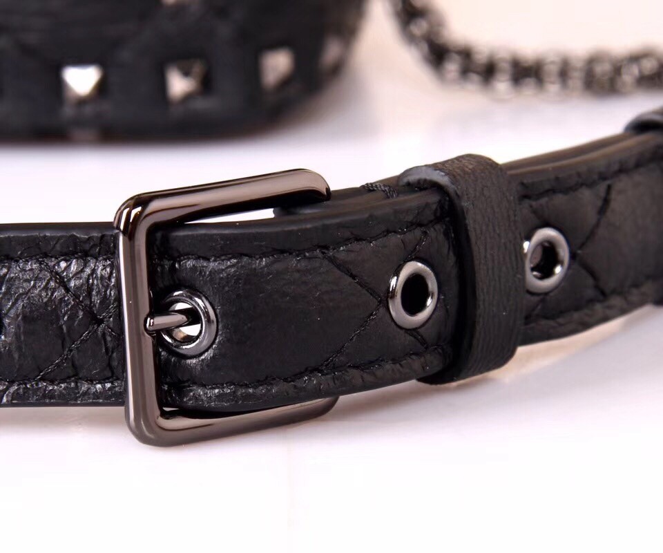 Va1e*ntin0 small black rockstud spike bucket bag