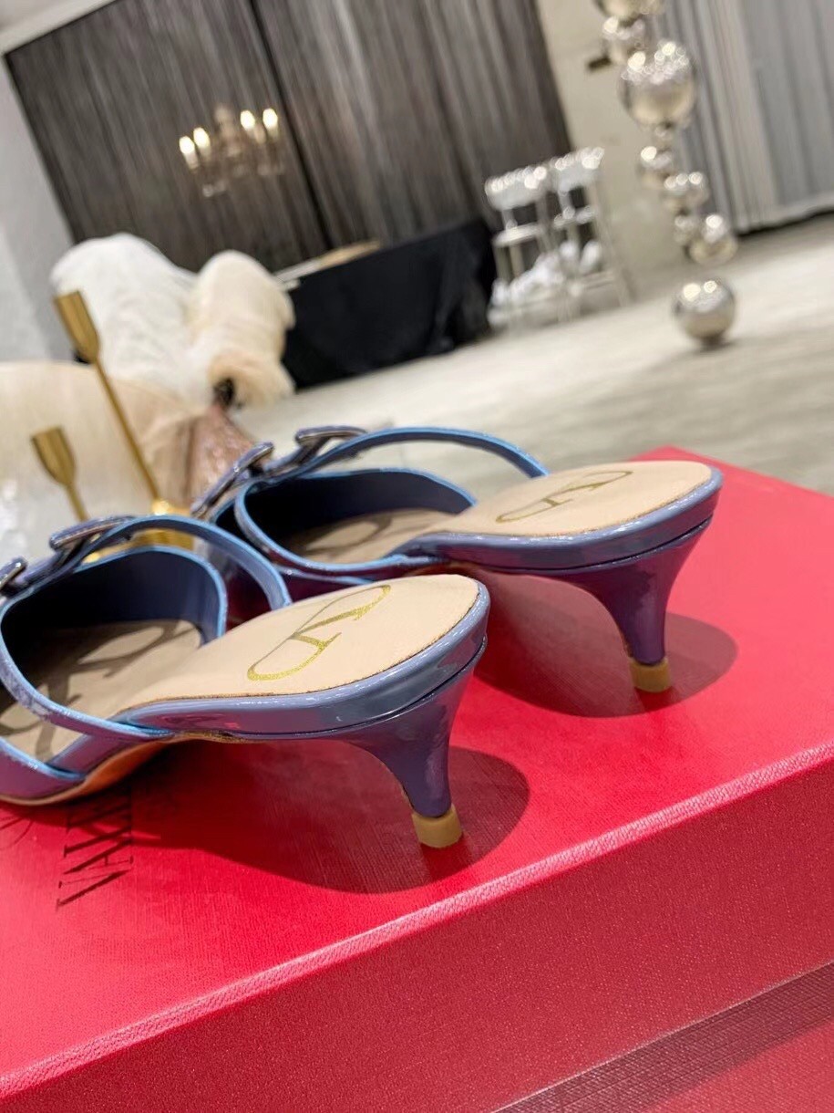 Valentino VLogo Mules 40mm In Blue Patent Leather
