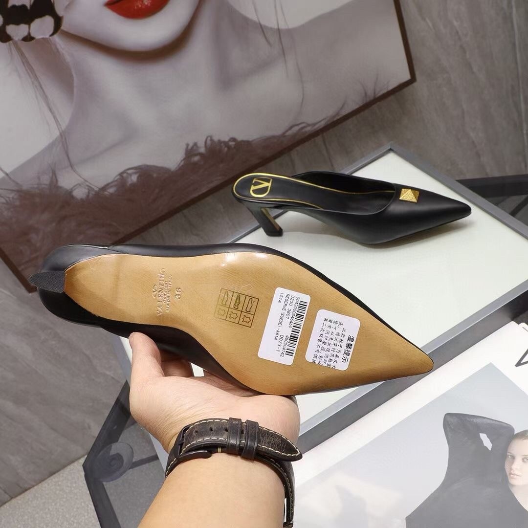 Valentino Roman Stud Mules 65mm In Black Leather