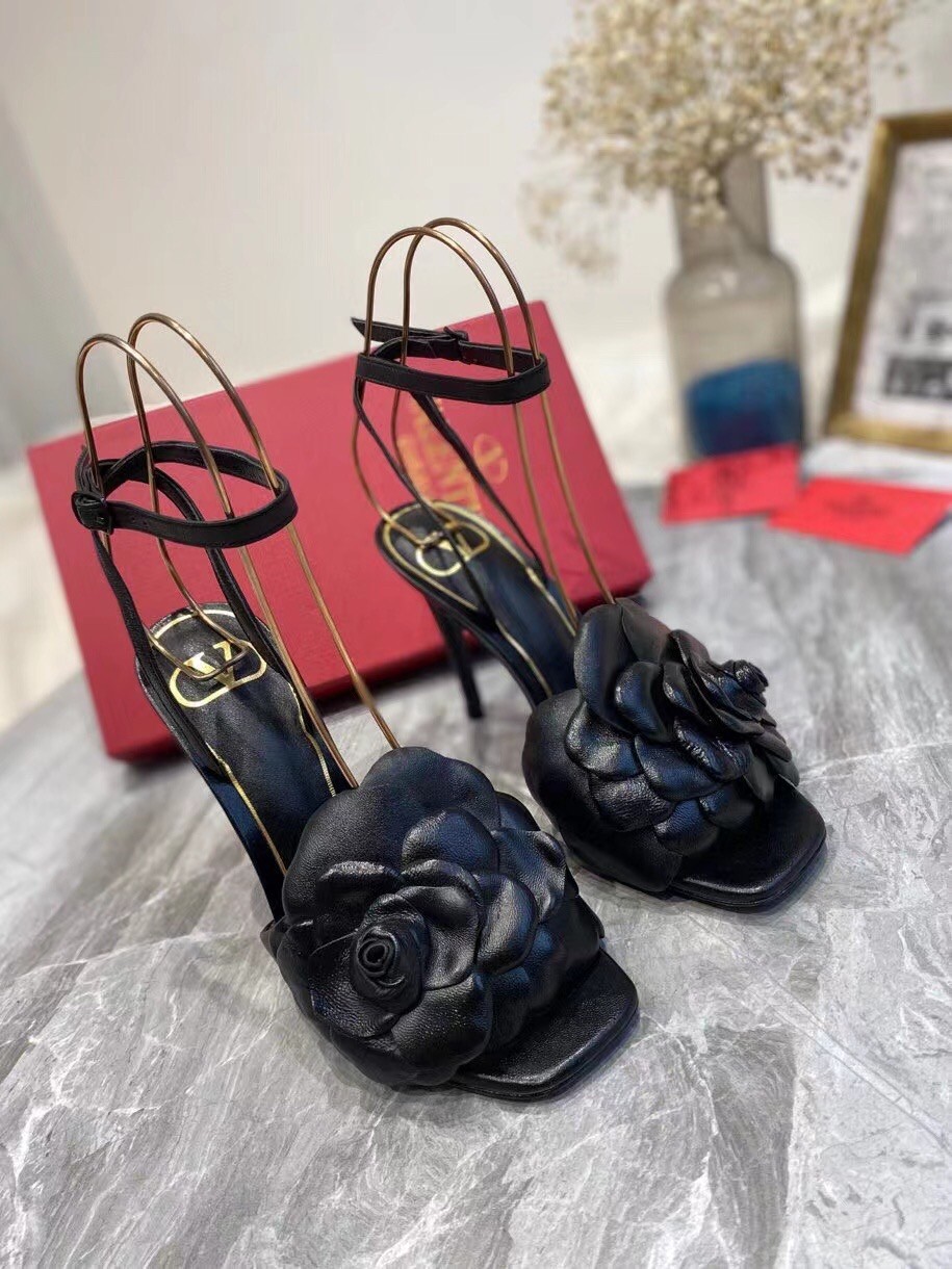 Valentino Atelier Shoes 03 Rose Edition Sandals 100mm Black