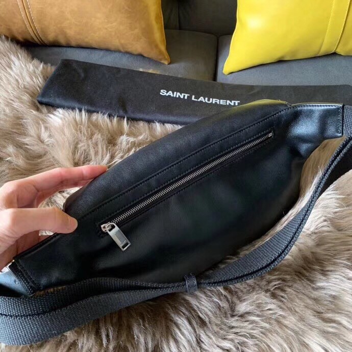 Sa**t Lau*nt classic belt bag in soft black leather