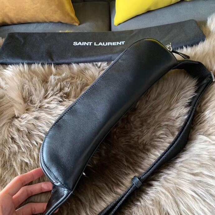 Sa**t Lau*nt classic belt bag in soft black leather