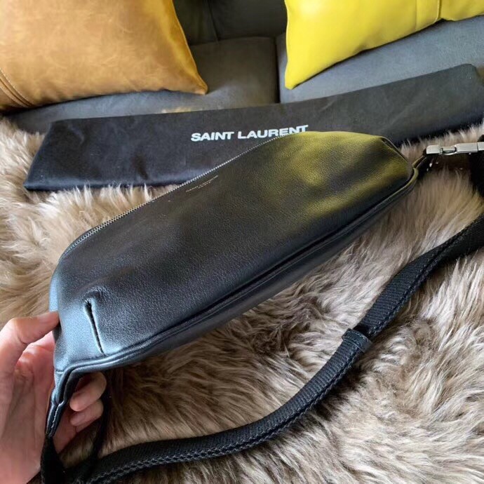Sa**t Lau*nt classic belt bag in soft black leather