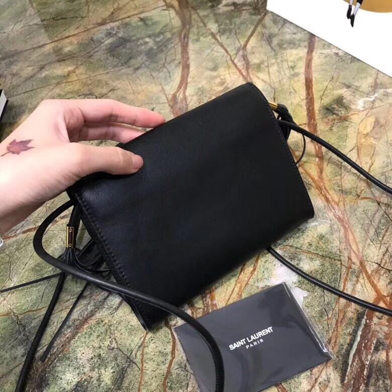 Sa**t Lau*nt black envelope belt bag
