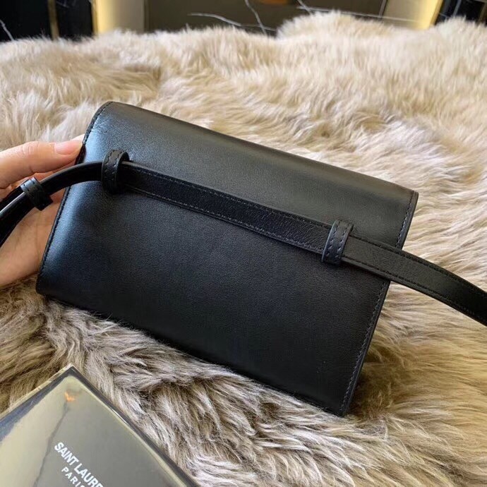 Sa**t Lau*nt black kate belt bag