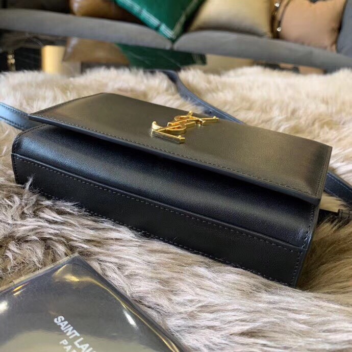Sa**t Lau*nt black kate belt bag