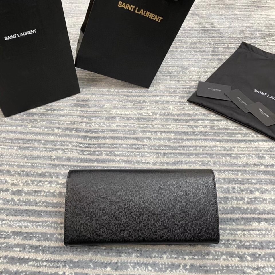 Sa**t Lau*nt kate clutch in black grained leather