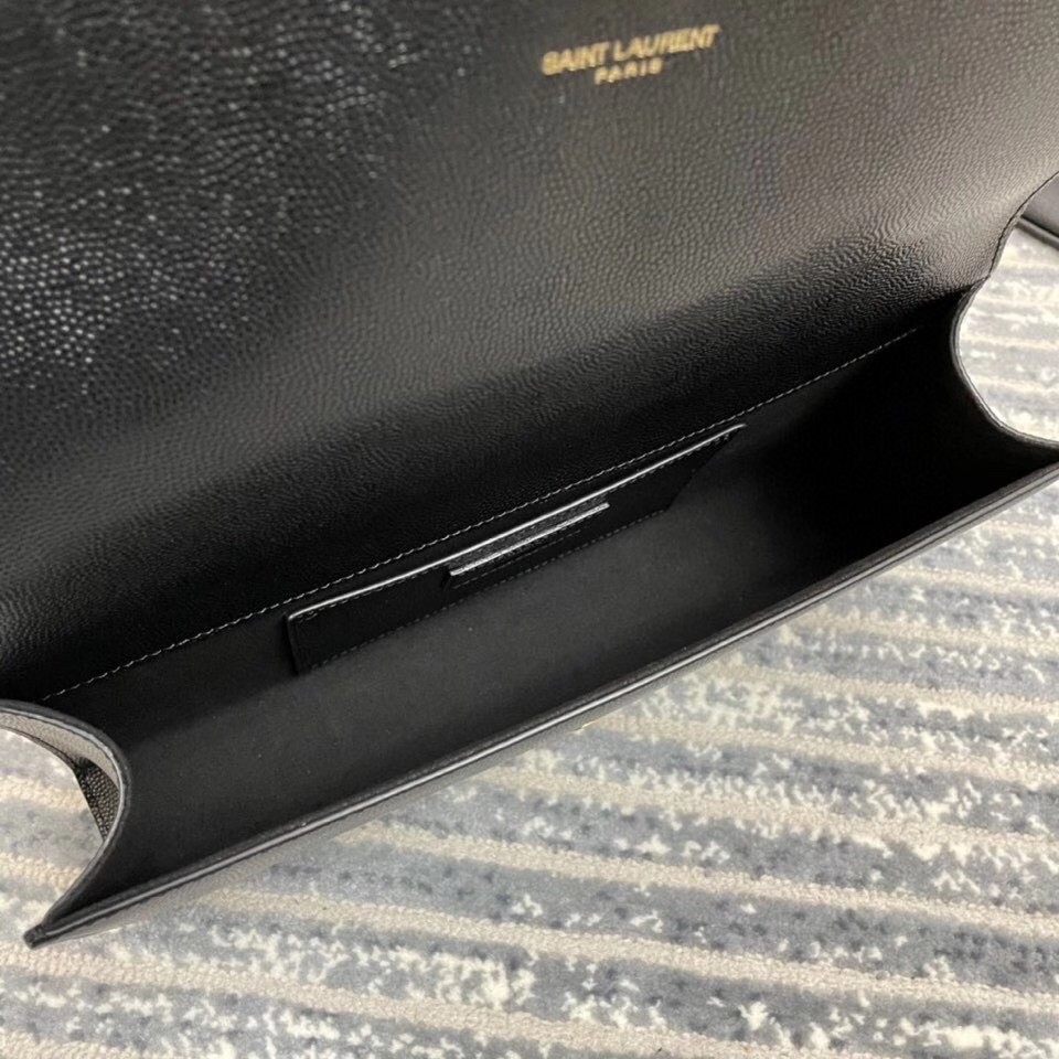 Sa**t Lau*nt kate clutch in black grained leather