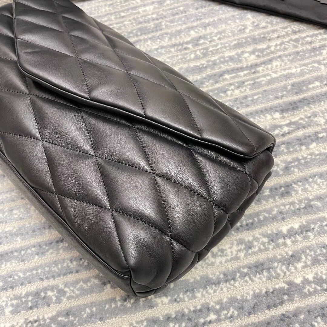 Sa**t Lau*nt sade puffer envelope clutch in black lambskin