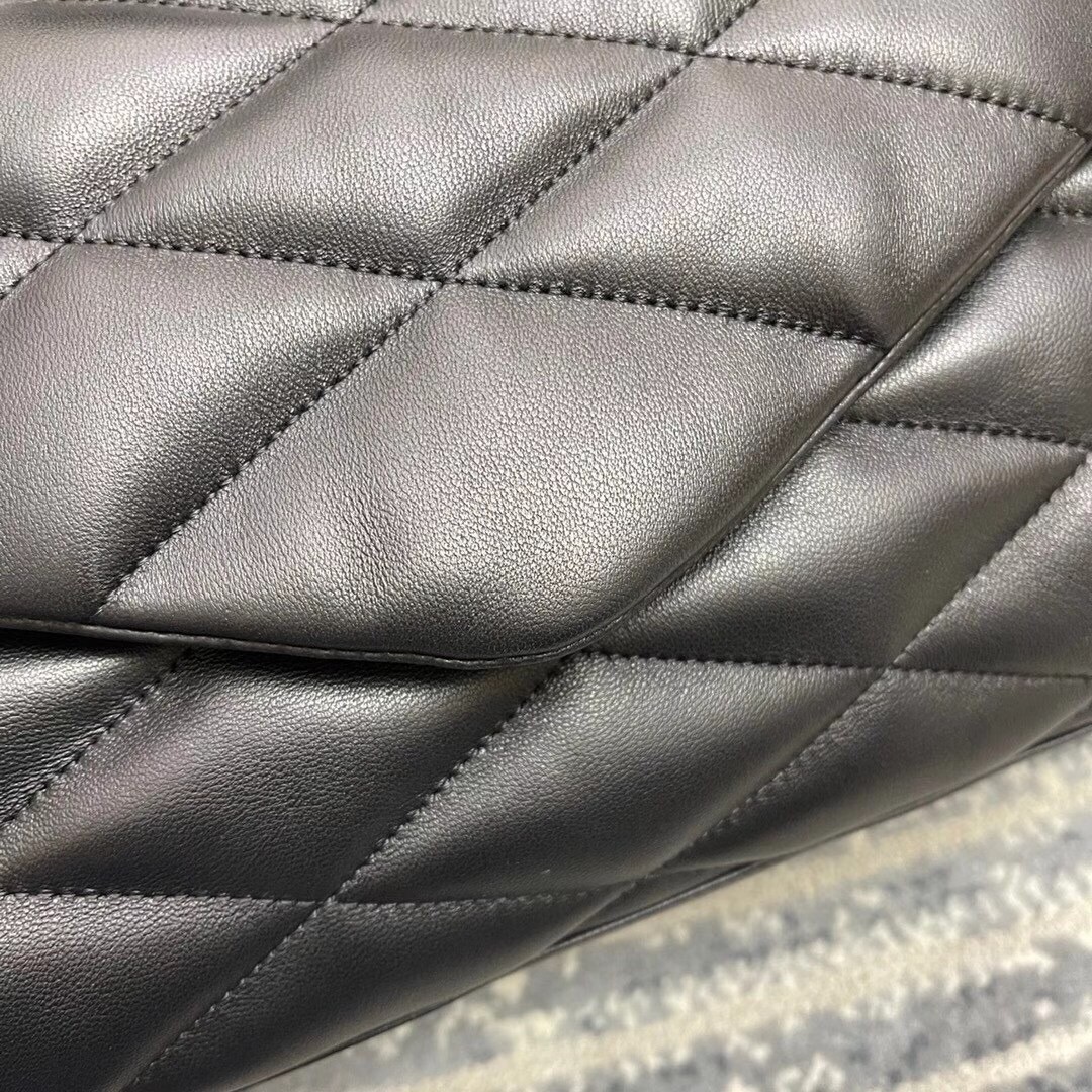 Sa**t Lau*nt sade puffer envelope clutch in black lambskin