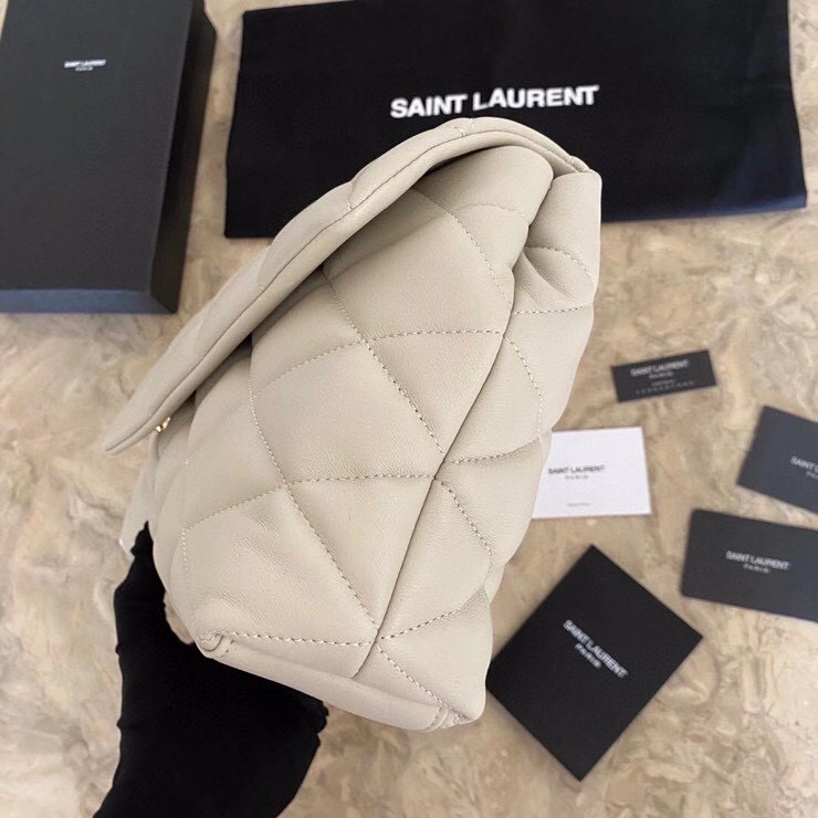 Sa**t Lau*nt sade puffer envelope clutch in white lambskin