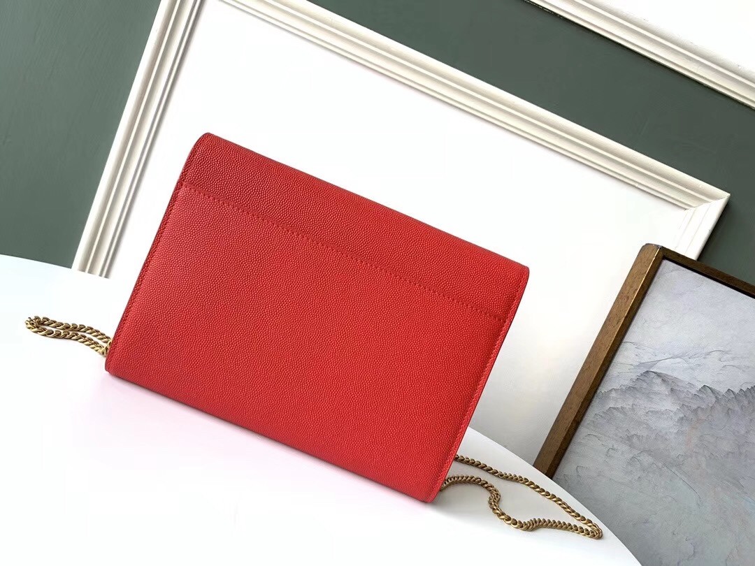 Sa**t Lau*nt woc cassandra chain wallet in red leather