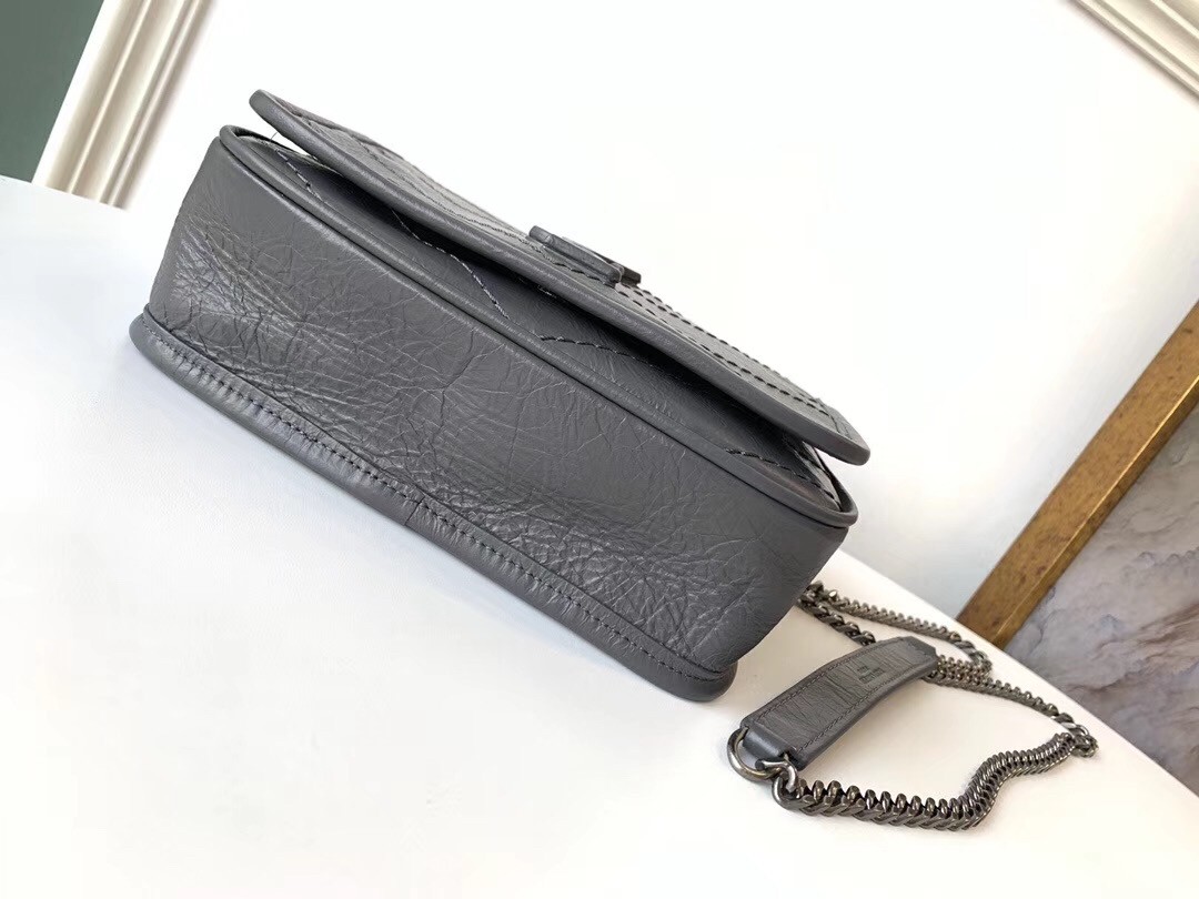 Sa**t Lau*nt woc niki chain wallet in storm crinkled leather