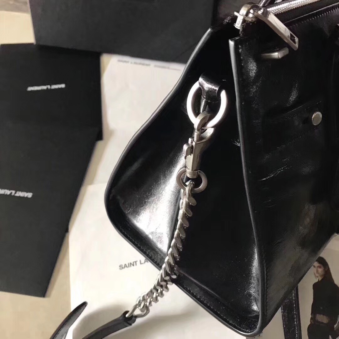 Sa**t Lau*nt baby sac de jour souple duffle black bag